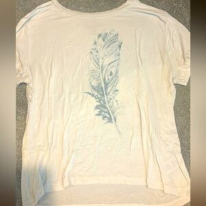 Girls Aeropostale Feather Design Tee